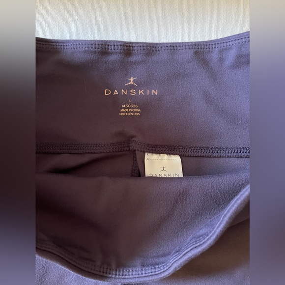 Danskin Eggplant Purple Leggings - Picture 4 of 4